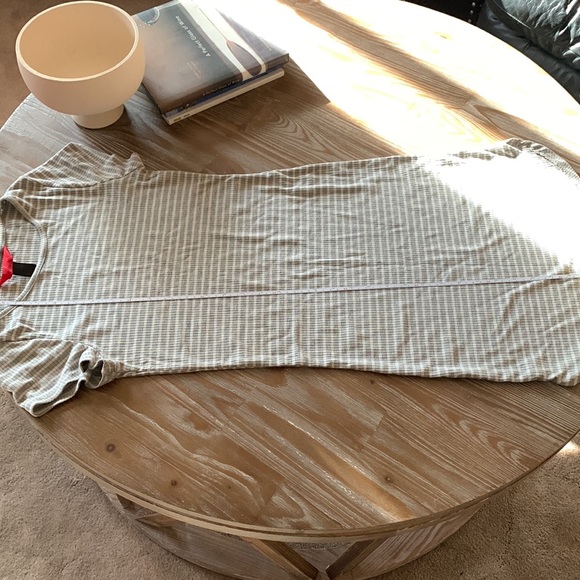 Dress - Picture 4 of 5